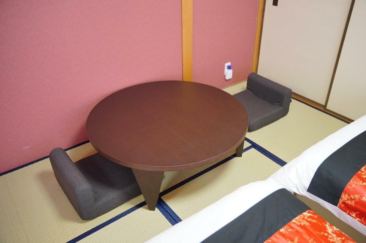 Kanazawa Stacy Annex Albergue Exterior foto